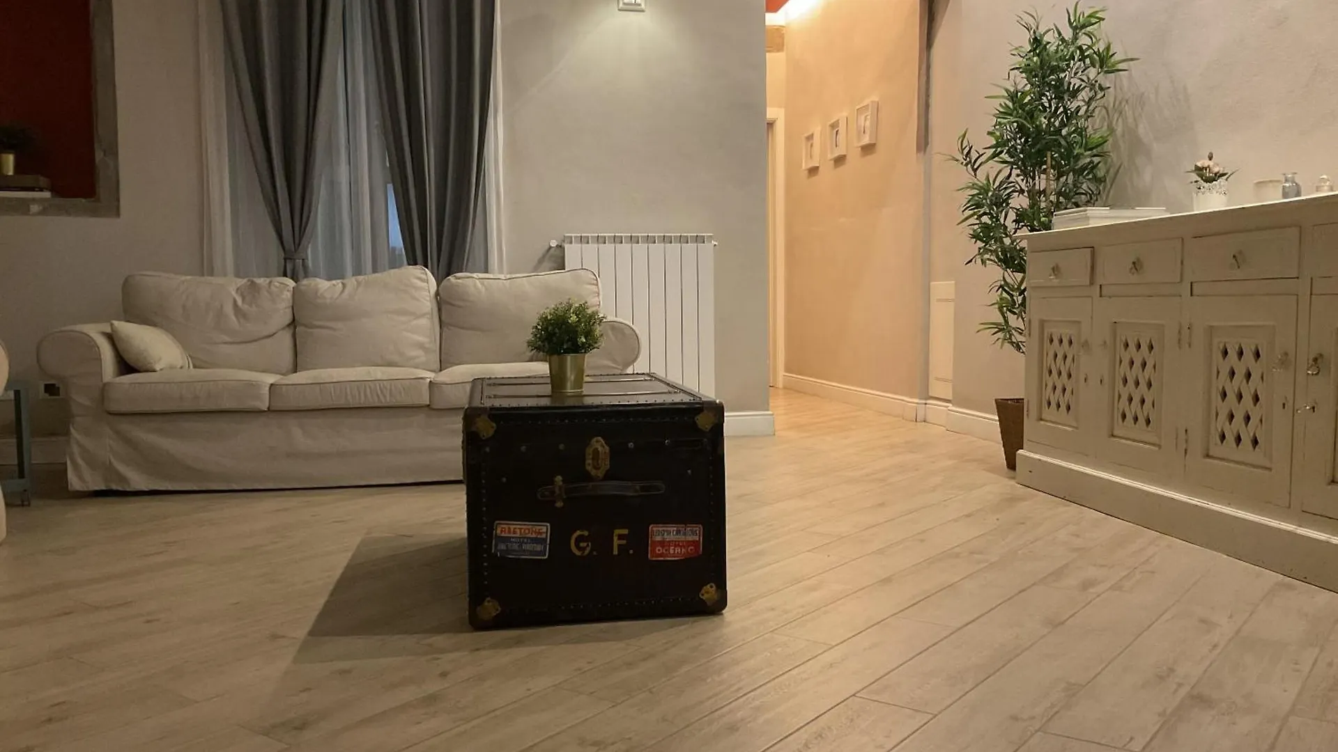 Zero Coach Apartment Florence