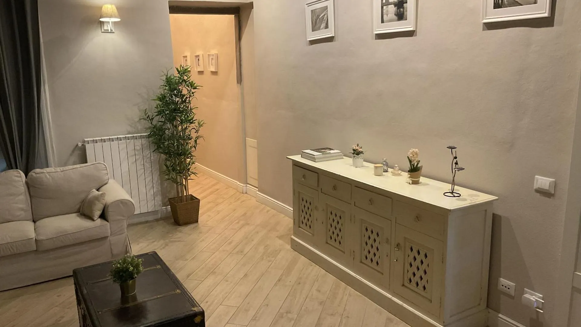 Zero Coach Apartment Florence 0*,  Italy